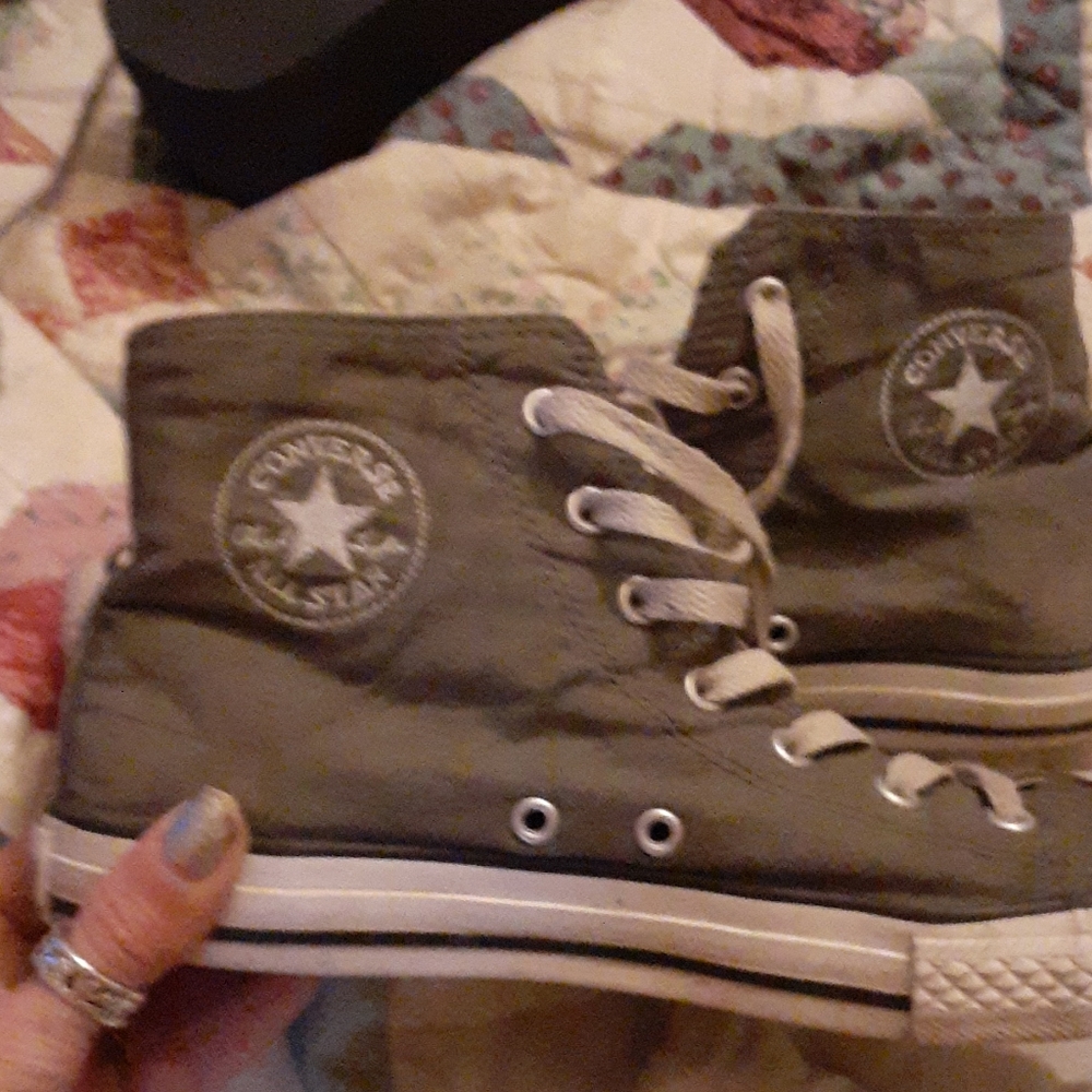 Woman"s High Top Canvas Converse